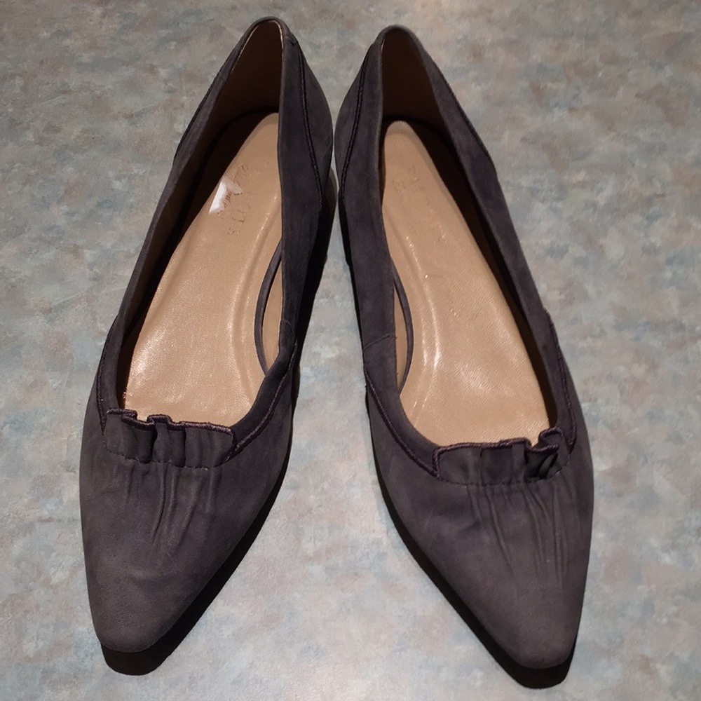Talbots gray suede flats ( sz 8 1/2)